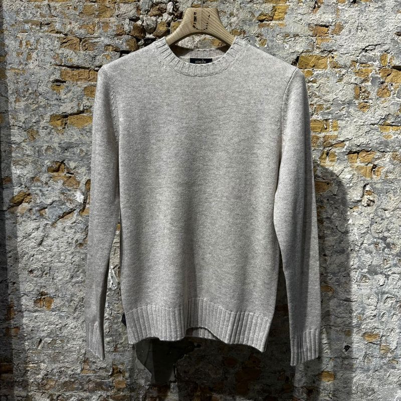 Kris K J Law O neck Cashmere Knit Oatmeal Kris K J Law O neck Cashmere Knit Oatmeal