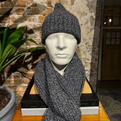 Foto van Kris K Scarf of Scotland Melange