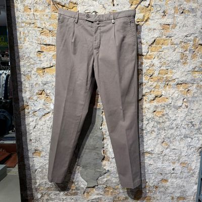 Foto van Myths Winter Cotton Pleat Pantalon Sand