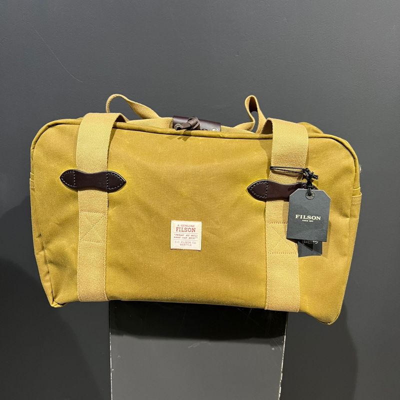 Filson Tin Medium Duffel Dark Tan Filson Tin Medium Duffel Dark Tan