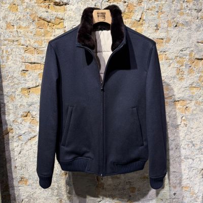Foto van PROJECT 116 Pure Chasmere Bomber Jacket Navy Blue