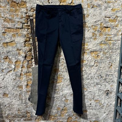 Dondup Pantalon Spirittissimo Navy Blue Foto van Dondup Pantalon Spirittissimo Navy Blue